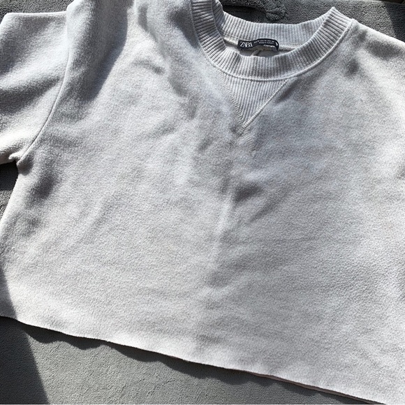Zara Cropped Sweater - Picture 5 of 6